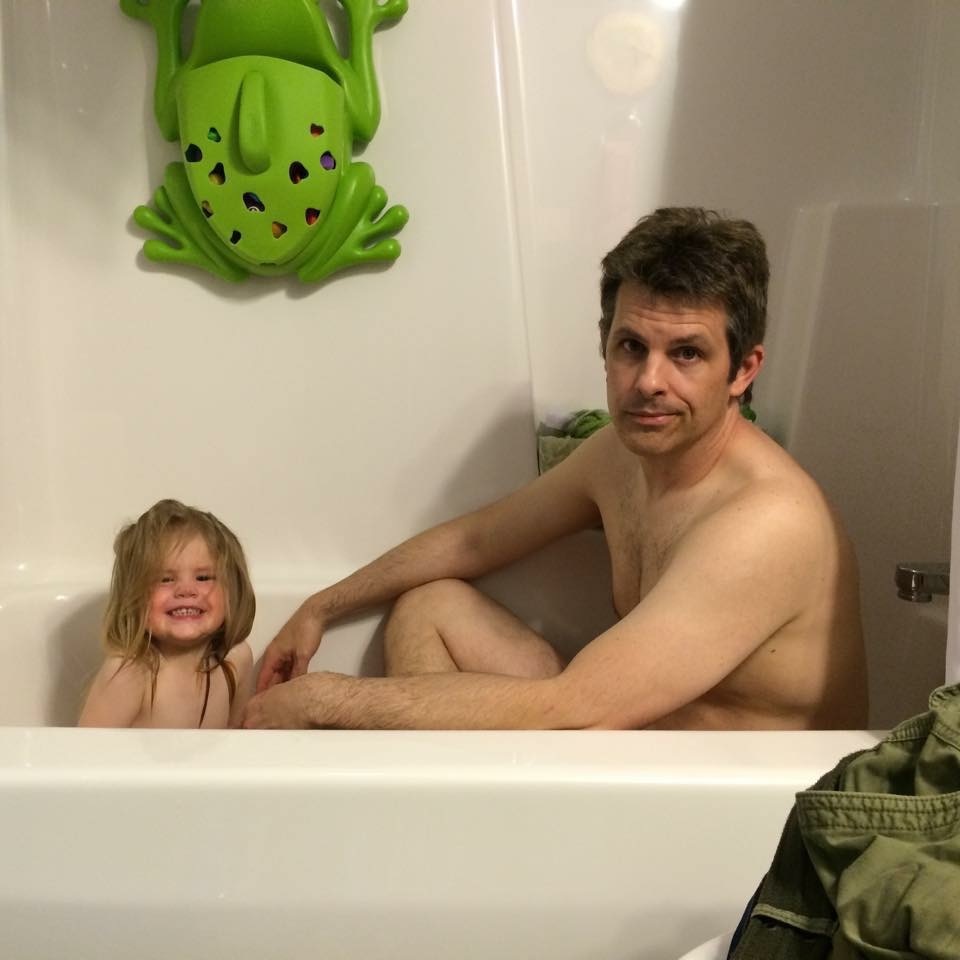 Embrace the Insane: Bath Time with a Toddler